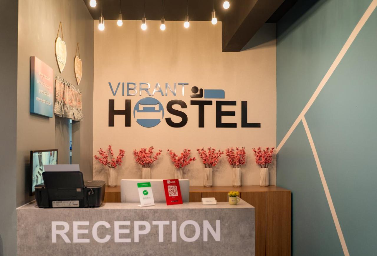 Vibrant Hostel Kota Kinabalu Exteriör bild